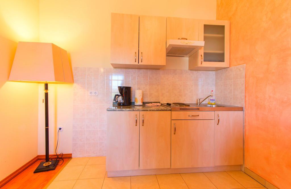 Apartments 4 Palme Фунтана Номер фото